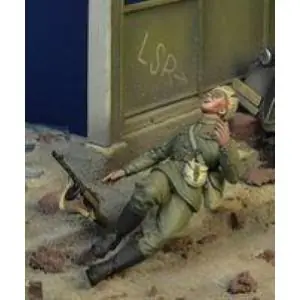 Economico D-DAY miniatures 1 35; Just shot Soviet Trooper, Berlin 1945