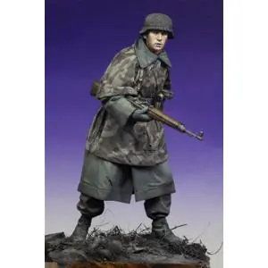Saldi Alpine Miniatures 1/16; a young Grenadier
