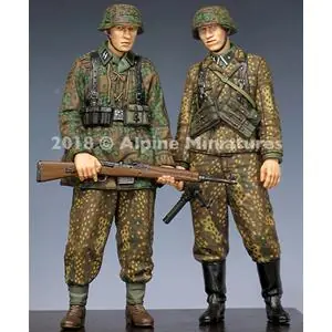 Alpine Miniatures 1/35; WSS Grenadiers 44-45 - 2 figs Affare