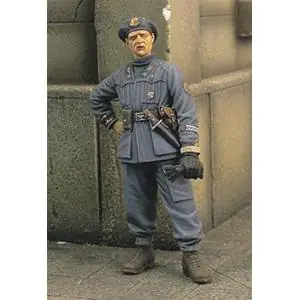 Affare ROYAL 1 35 Italian Officer "Btg.Azzurro" WW2