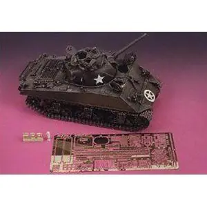 Prezzo Di Fabbrica ROYAL 1 35 Sherman M4A3 Set