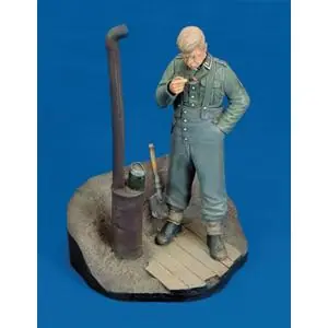 ROYAL 1 35 The soldiers lunch (Russia ‘43) Must-Have