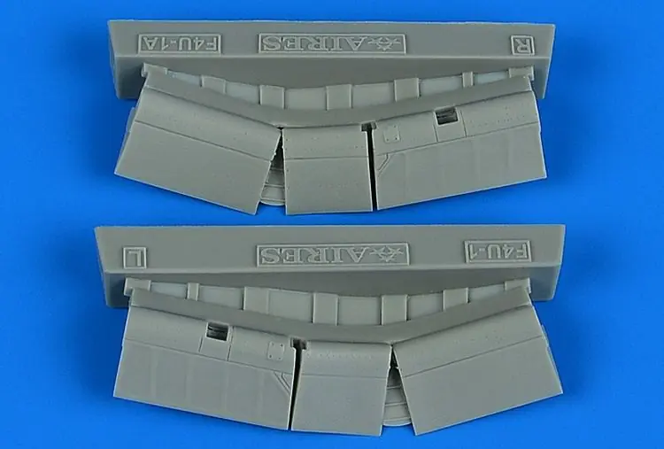 F4U-1A Corsair flaps 1/72 - AIRES 7383 Sconto