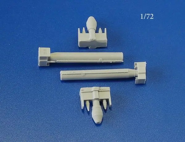 S-25O-PU Unguided Air-Launched Rocket (set contains two rockets with O-25L launchers) Subito Disponibile