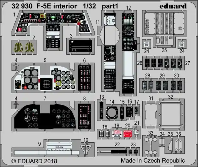 F-5E interior KITTY HAWK Ultime Pezzi