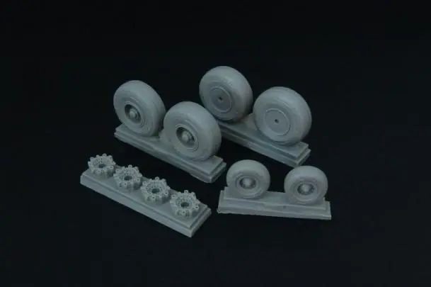 C-130 wheel set (with disc brakes) (Italeri) Vendita Finale