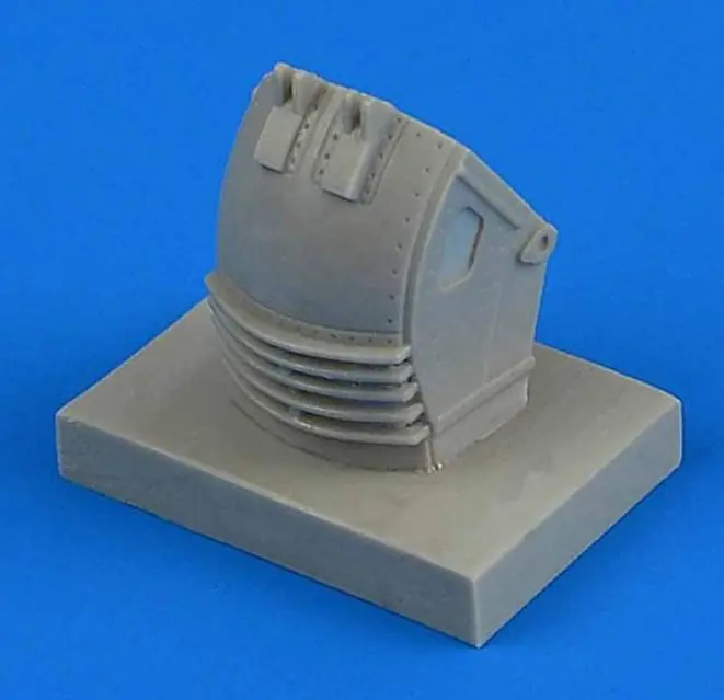 Su-27 Flanker front wheel fender - late Spedizione Espresso